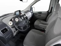 Фото Peugeot Expert микроавтобус 2.0 HDi MT L2H1 №8